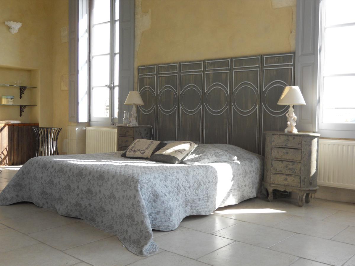 Caumont-sur-DuranceLe Posterlon住宿加早餐旅馆 外观 照片